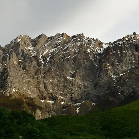 Fangorn Dom wakacyjny Castelli